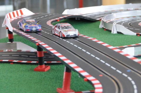 Carrera Bahn mieten Carrera Bahn mieten